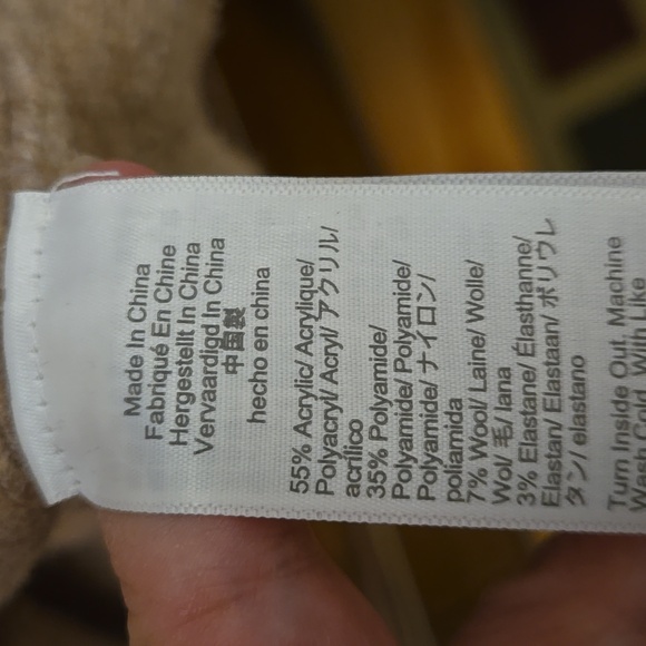 J CREW neutral turtleneck sweater size M - Picture 7 of 7